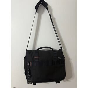 Tumi T-Tech Essential Gear Crossbody/Shoulder Laptop Messenger Bag